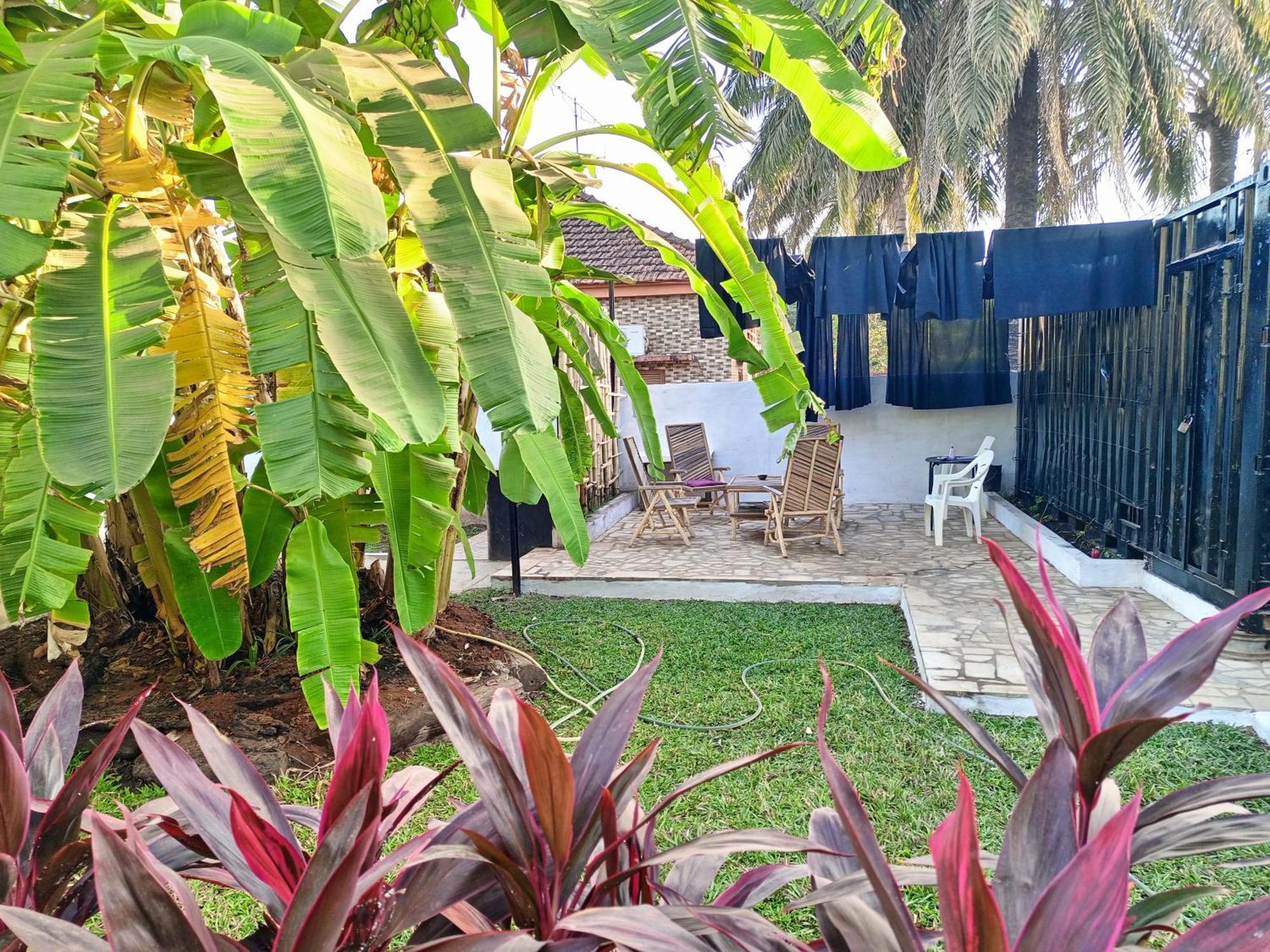 Casa Cacheu Homestay Guest House Бисау Екстериор снимка