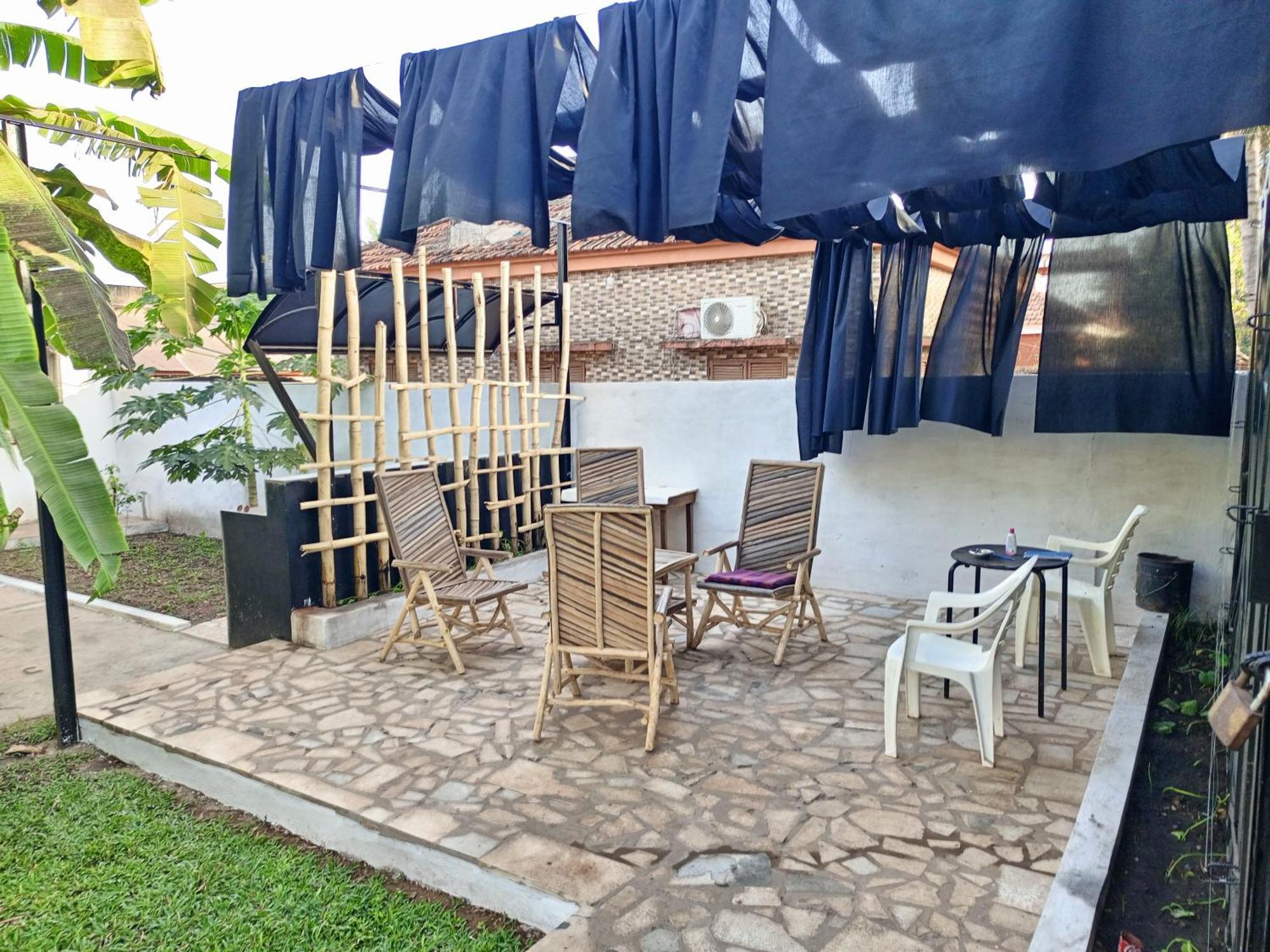 Casa Cacheu Homestay Guest House Бисау Екстериор снимка