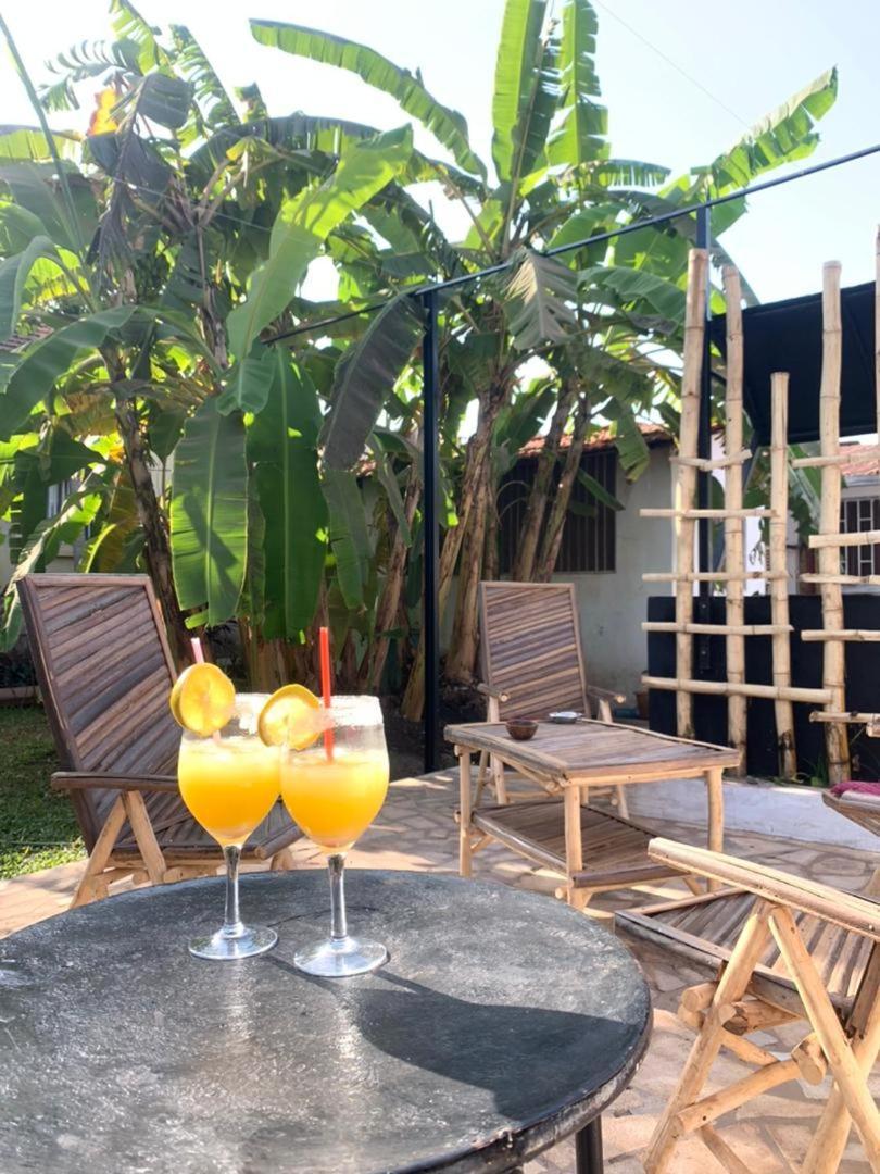 Casa Cacheu Homestay Guest House Бисау Екстериор снимка