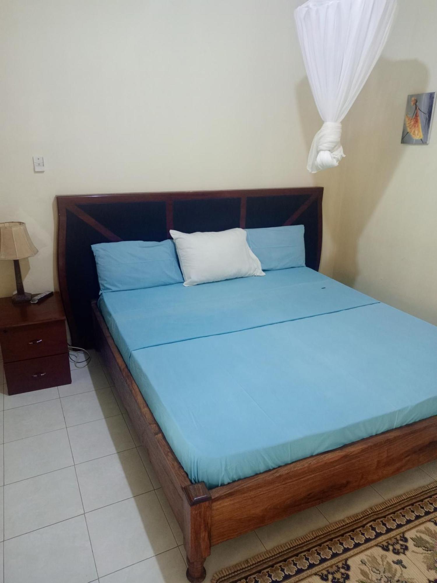 Casa Cacheu Homestay Guest House Бисау Екстериор снимка
